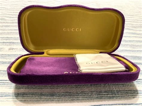 gucci glasses holder